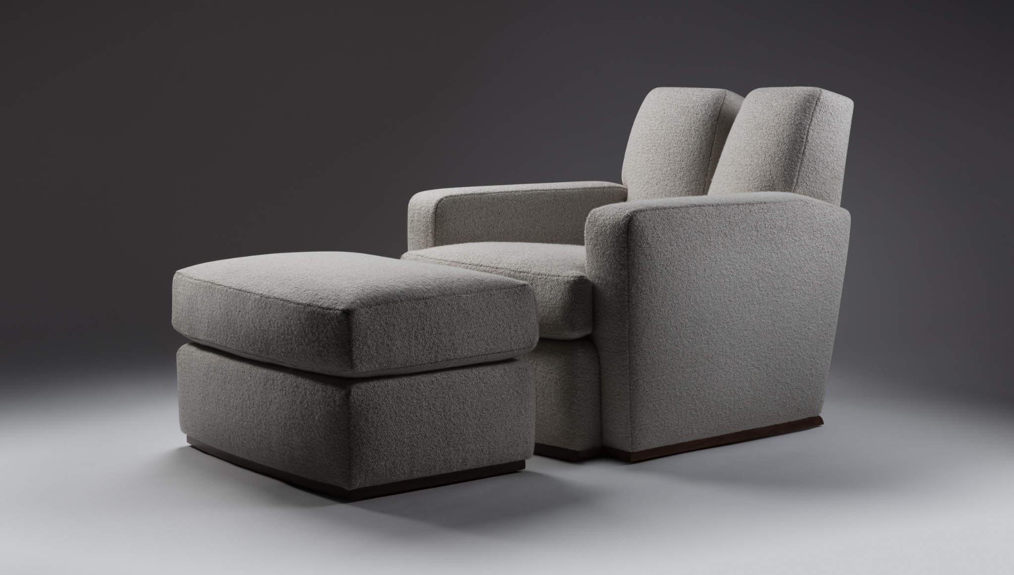 Bright Chair – Jerry Pair Florida
