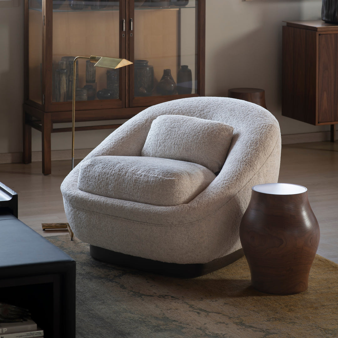 Casablanca Swivel Chair