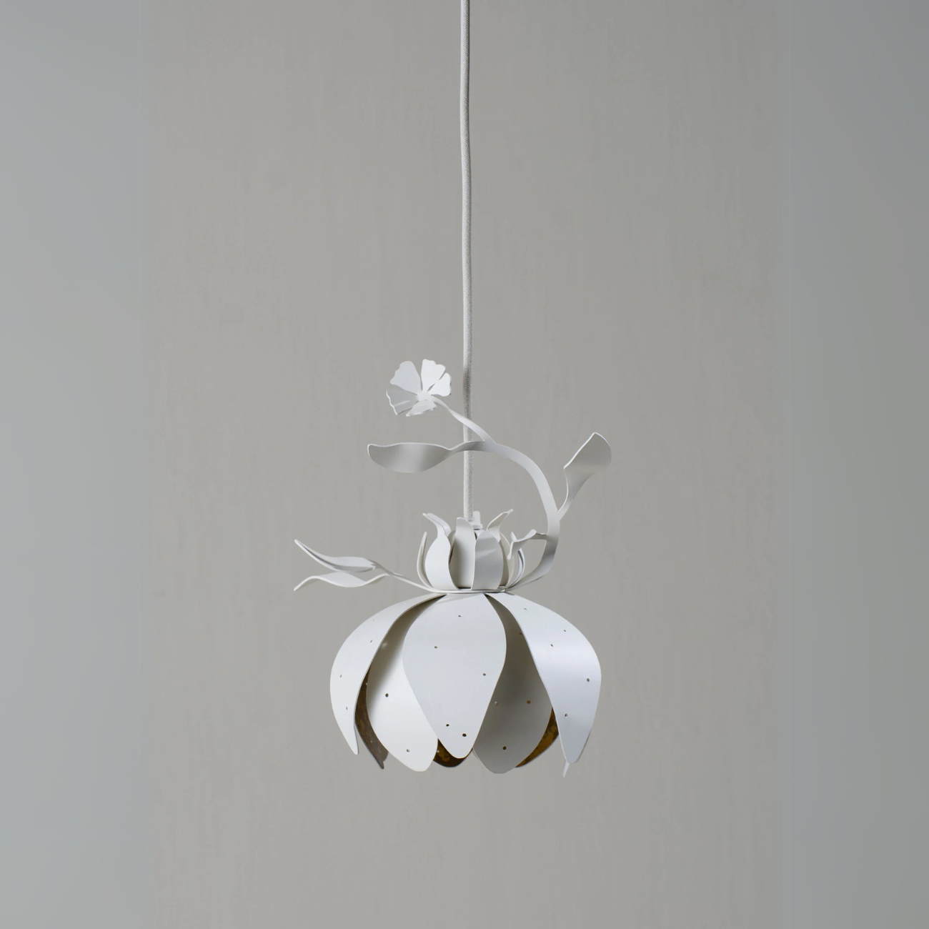 Botanica Pendant - Kashmir with Bodu Gold