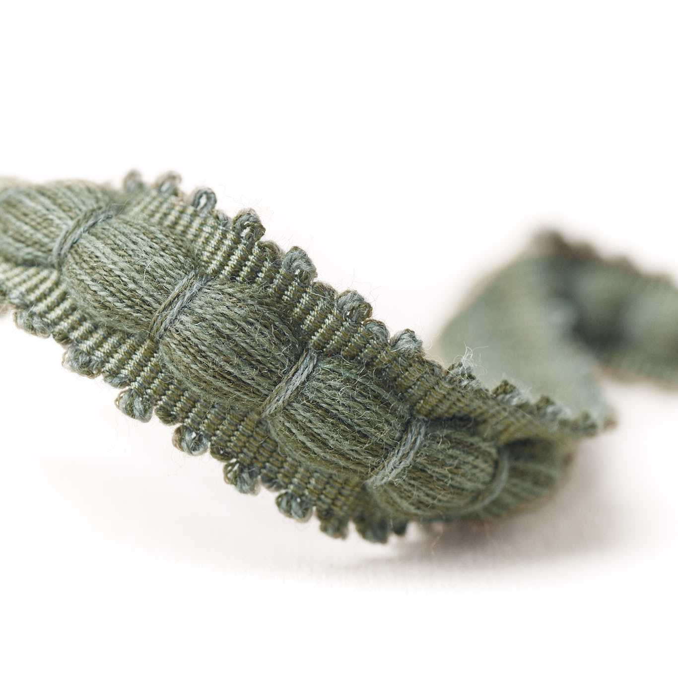 Thornborough Bobble Braid - Thyme