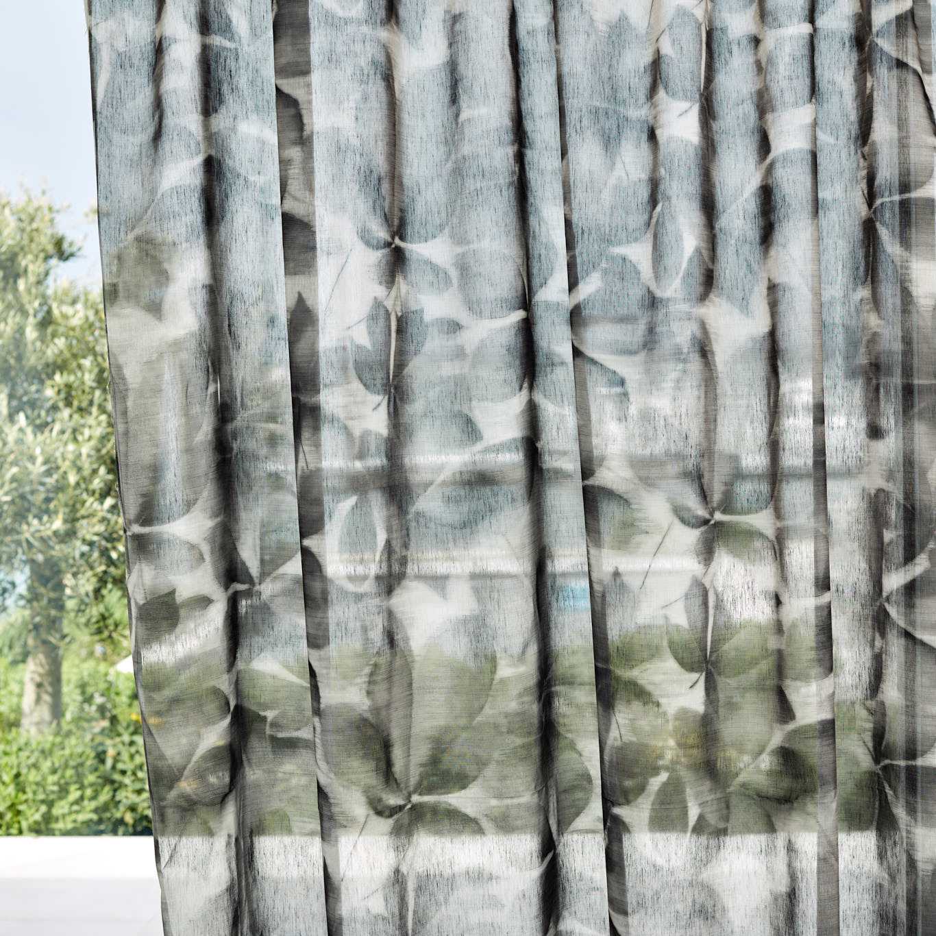 Grounded Sheer - Black Earth