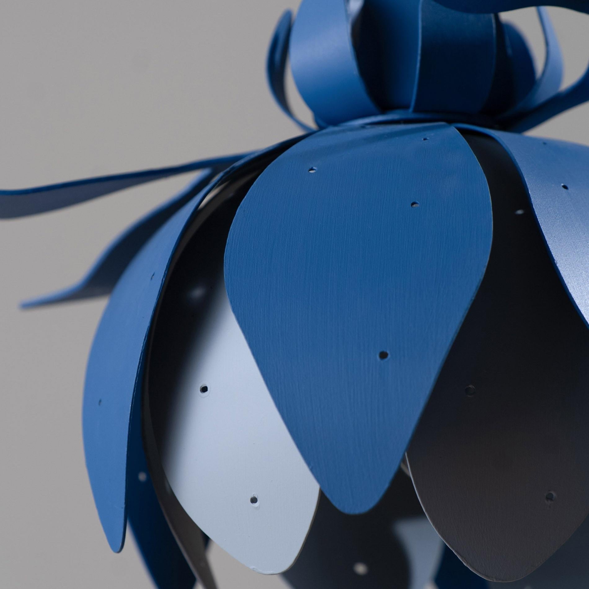 Botanica Pendant - Lake with Frost