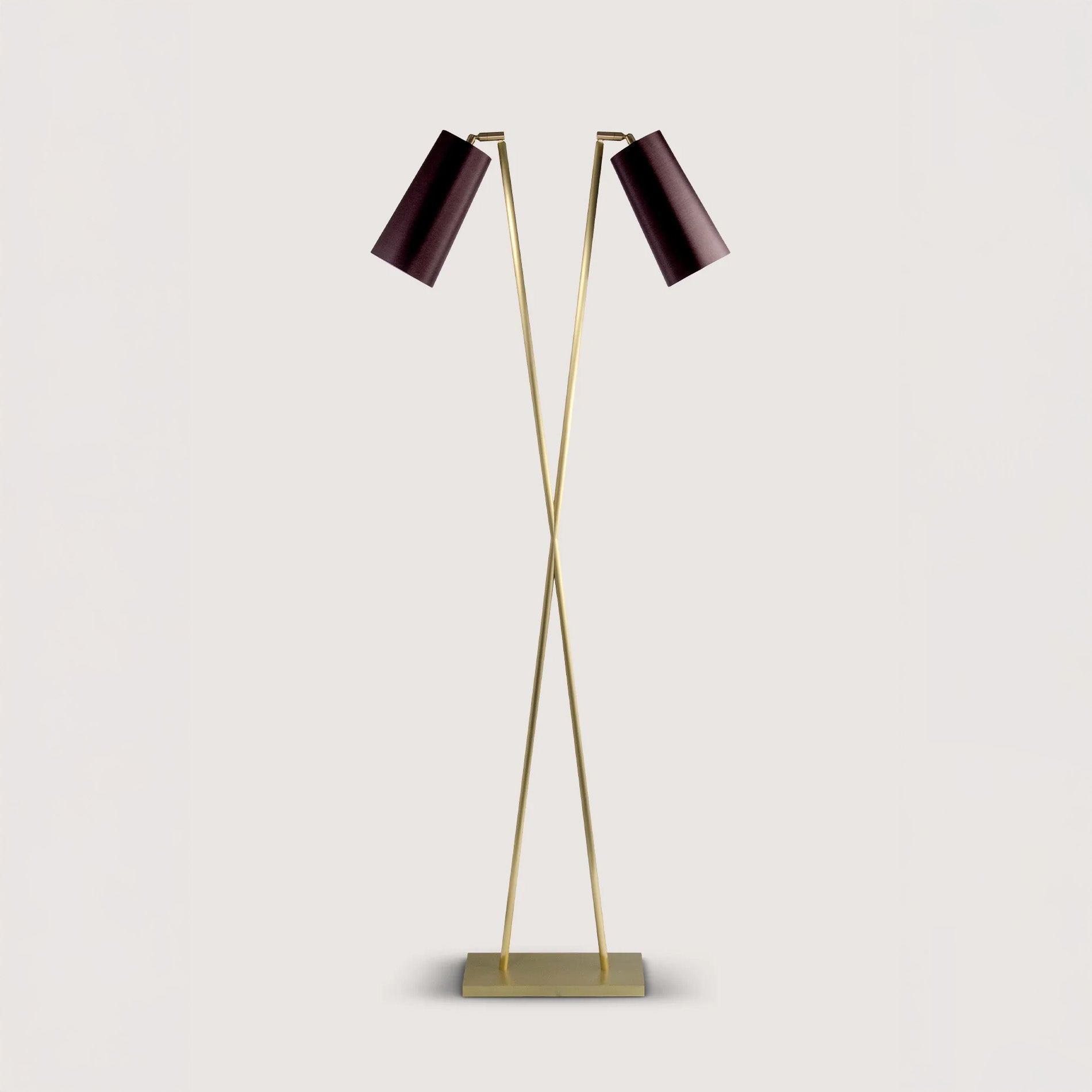 Motu Floor Lamp - Brass