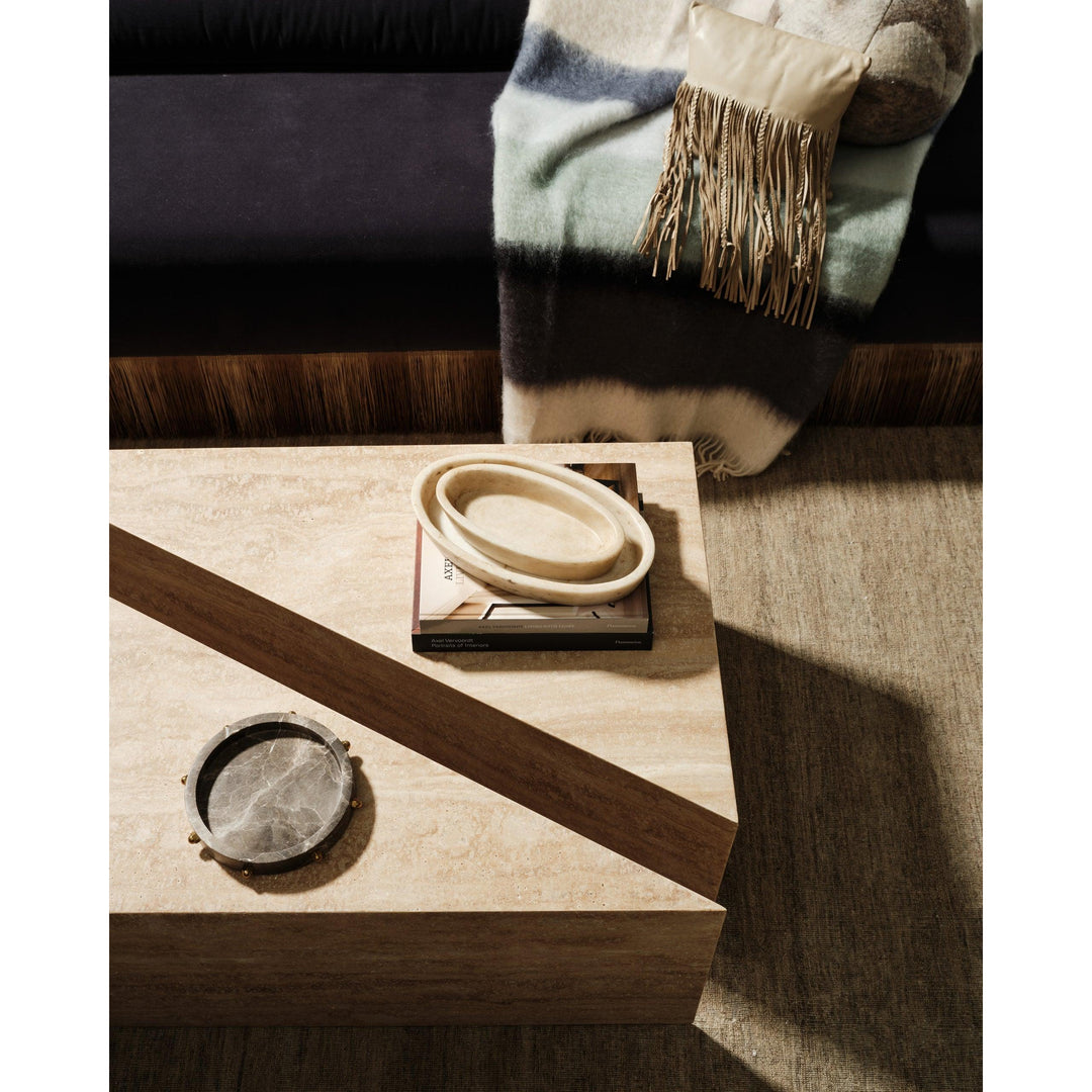 Bolt Tray - Emperador