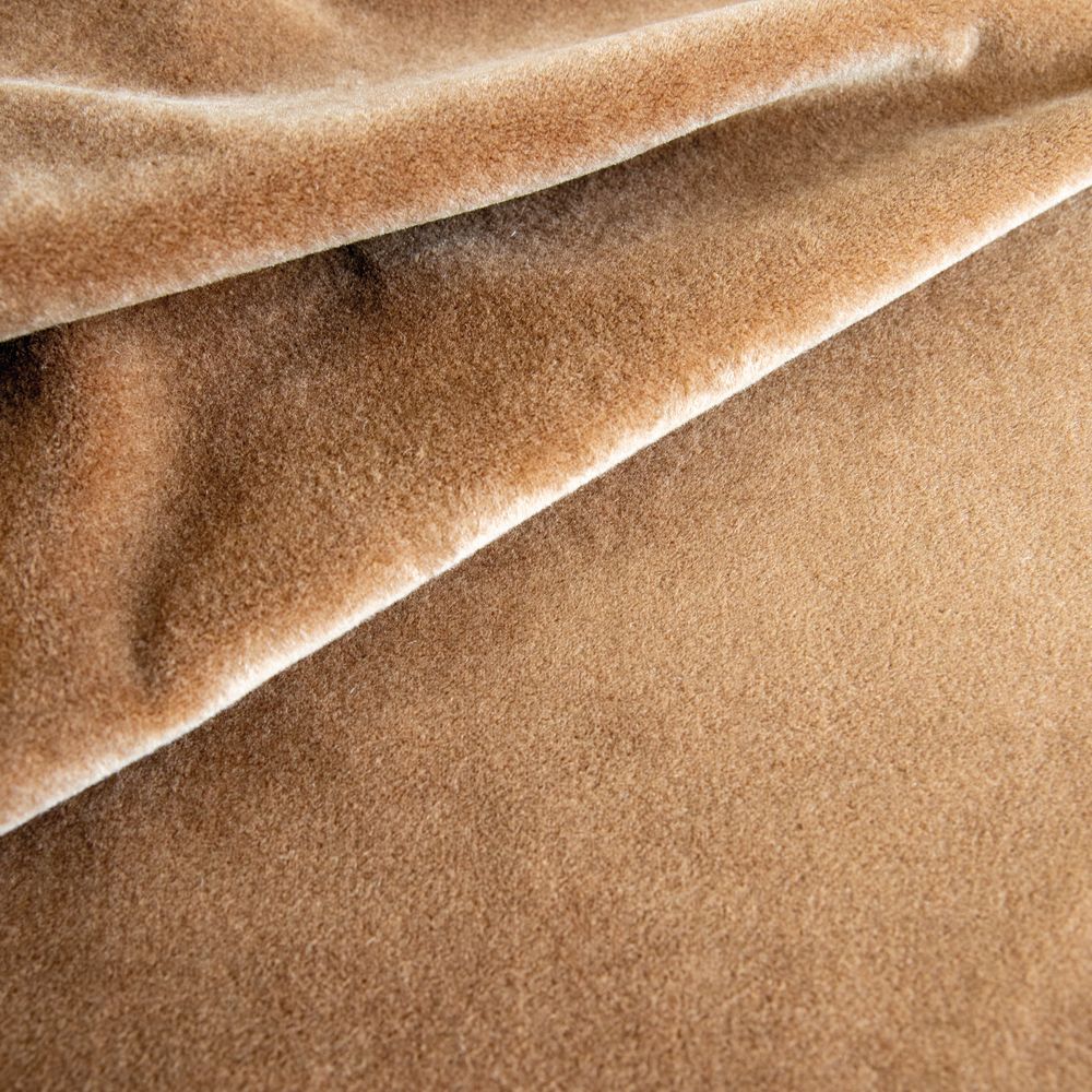 Ella Roche De Bréhat