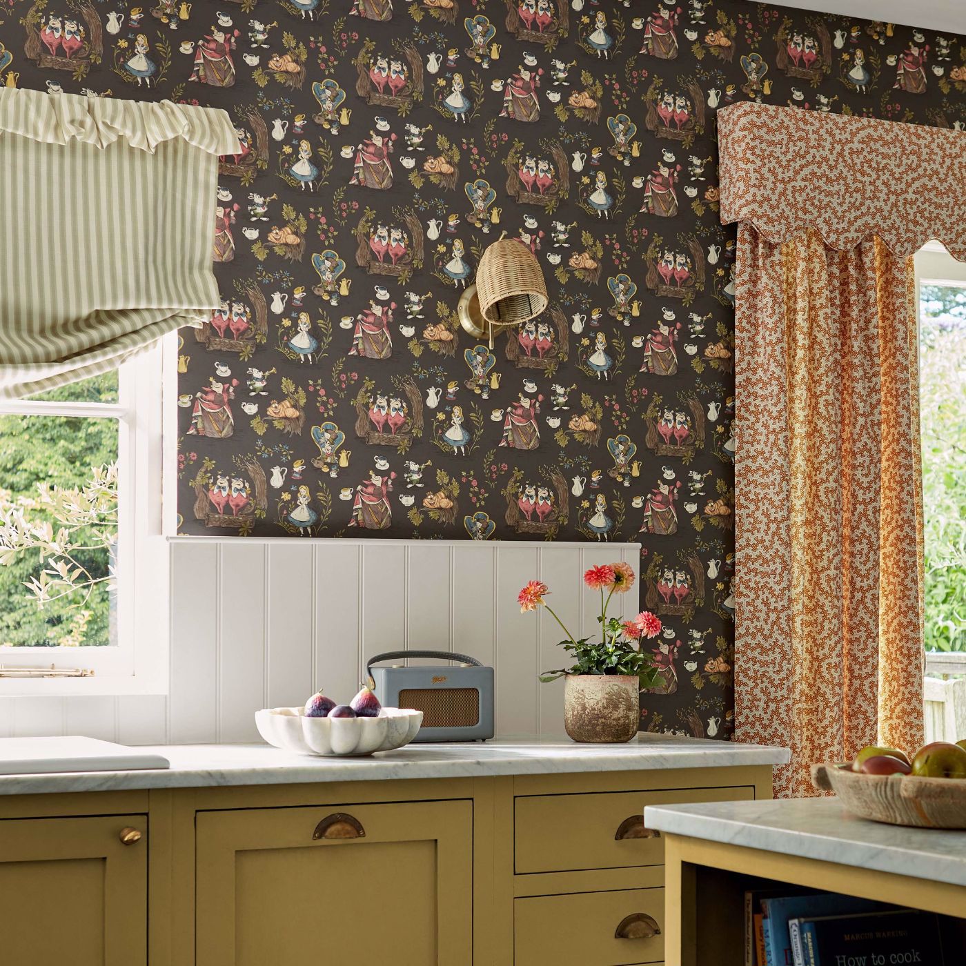 Alice in Wonderland Wallcovering - Hundreds & Thousands