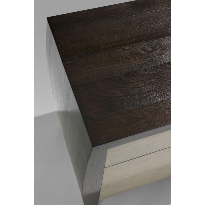 Enzo Chest