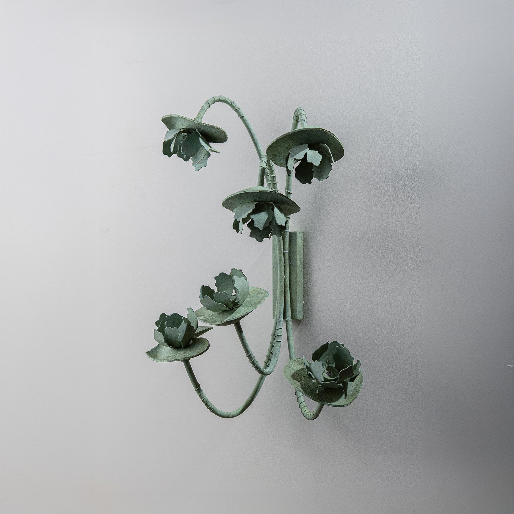 Lila Wall Light - Sprottle