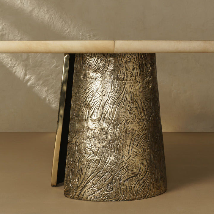 Pavé Dining Table