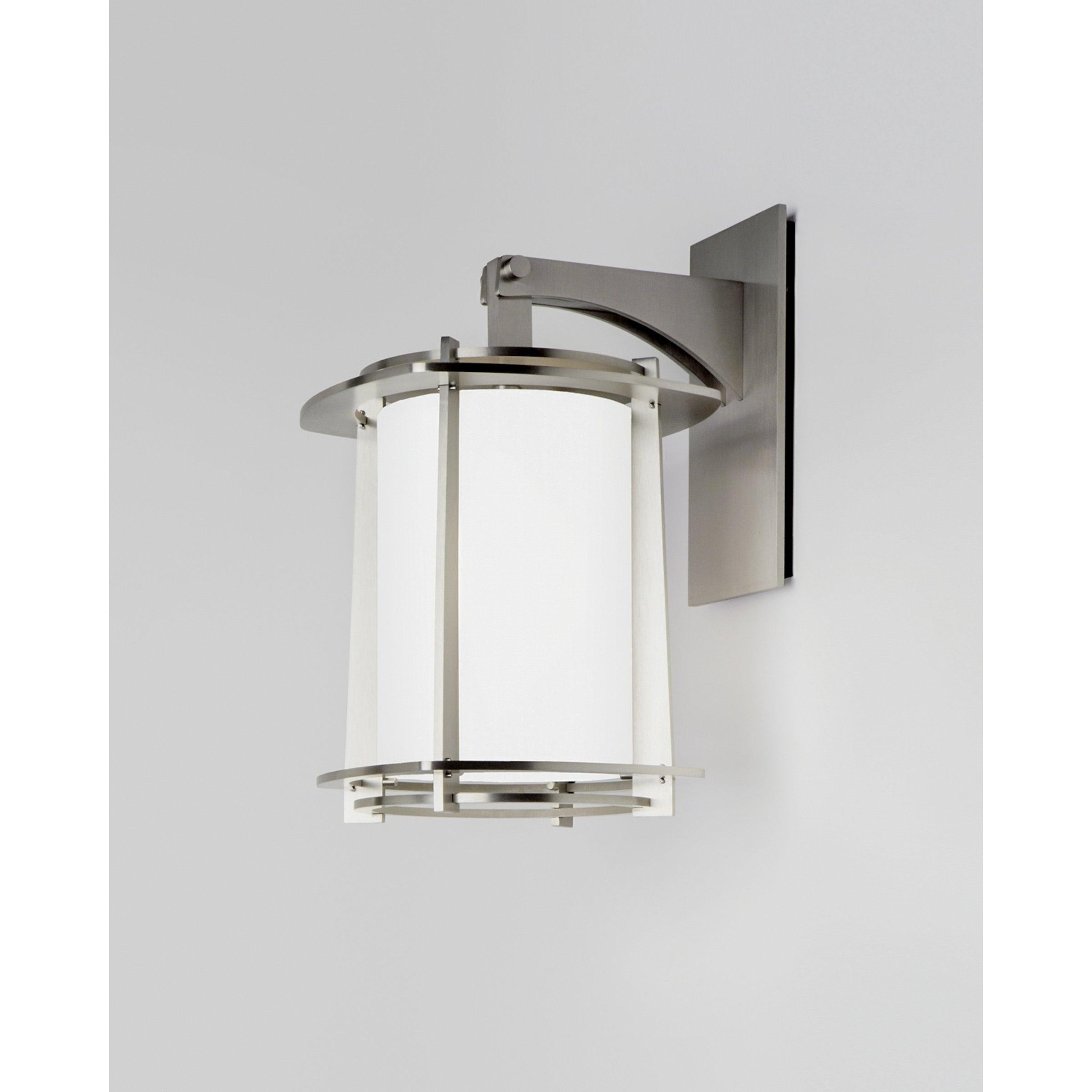Premier 4-Fin Sconce Exterior
