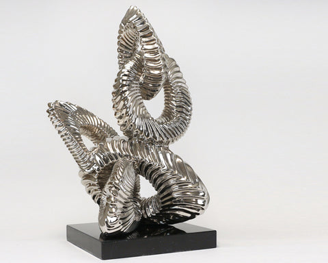 5 Gears sculpture