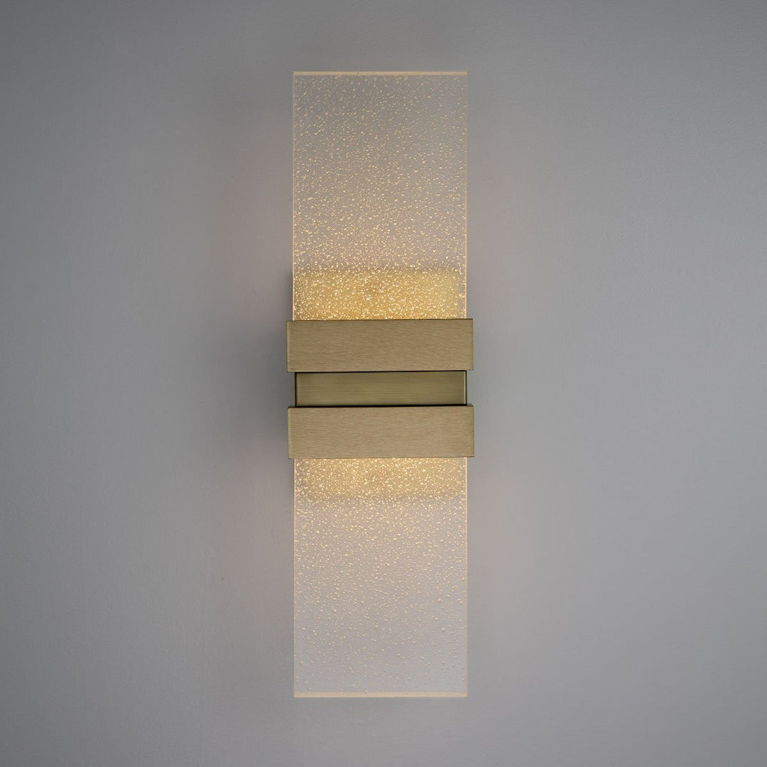 Tonic Sconce