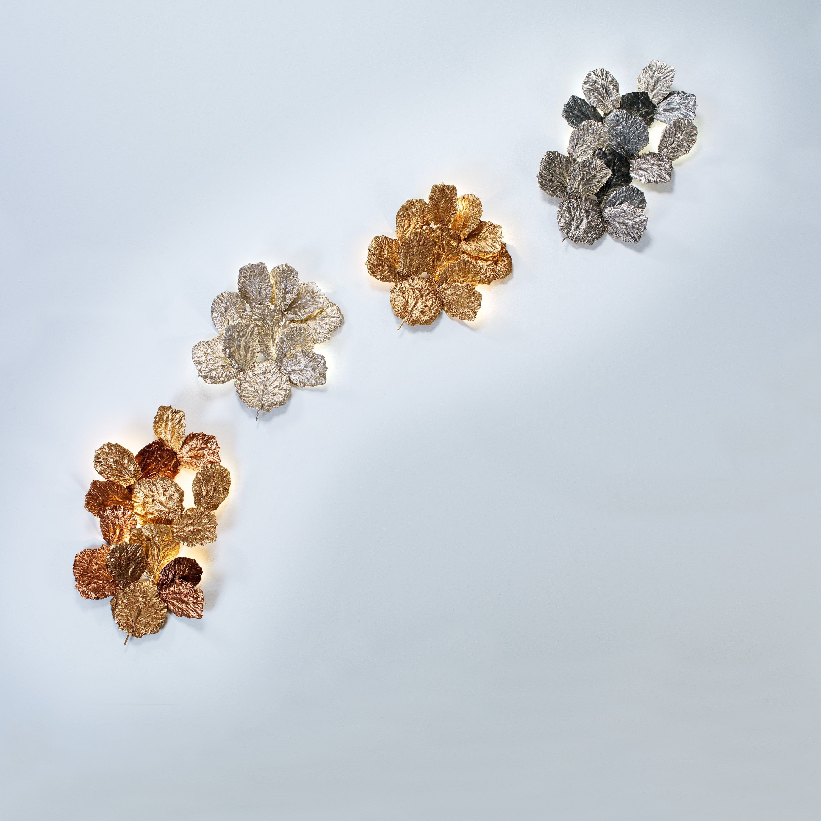 Pathleaf Medium Sconce