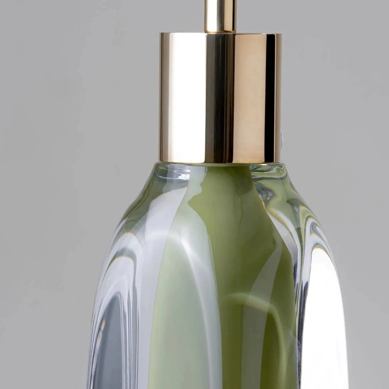 Fitzgerald Lamp Large - Split Pea