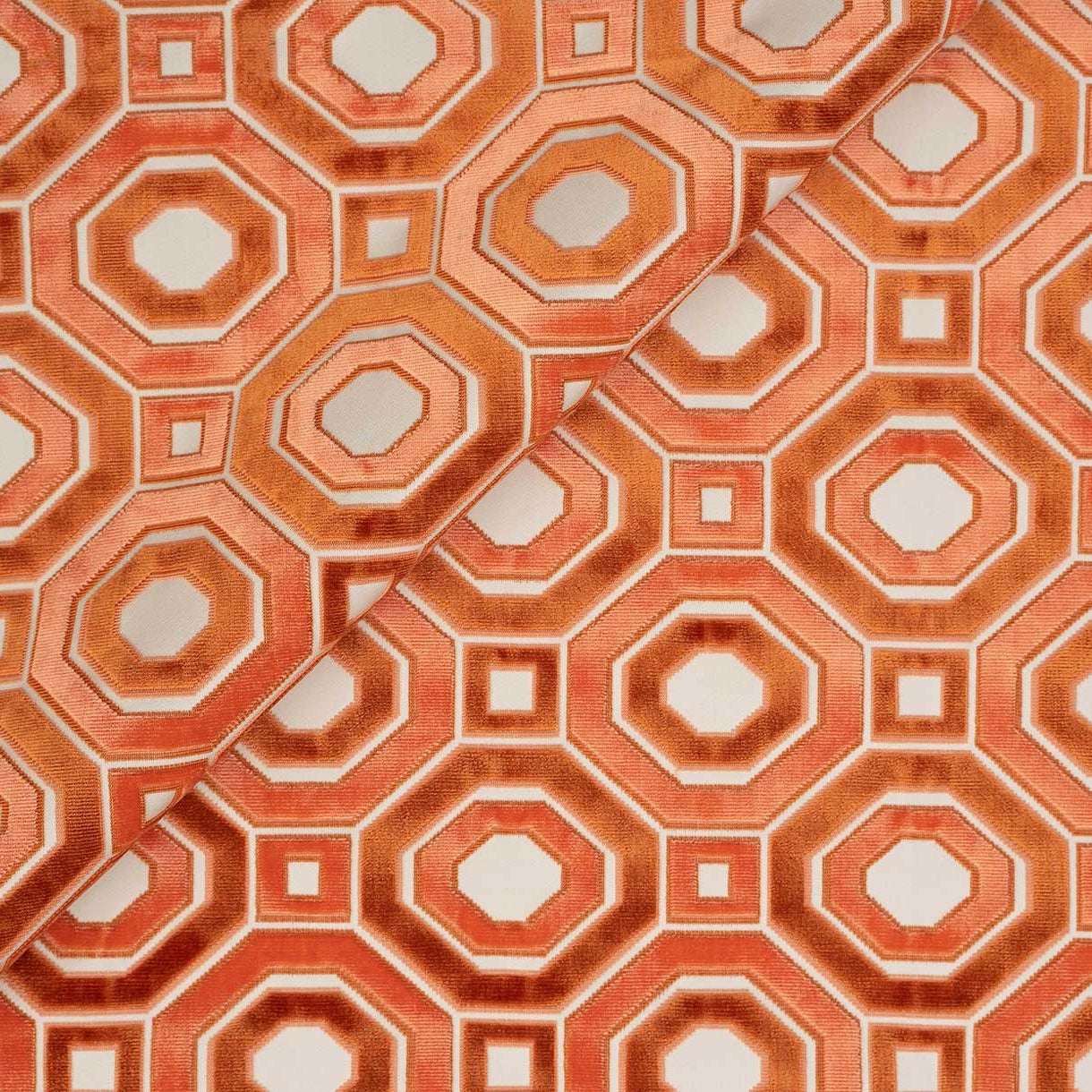 Octavian Velvet - Coral